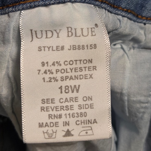 Judy Blue 18W Light Wash Distressed Skinny Jeans Style JB88158 Women Preppy Boho - Picture 4 of 6